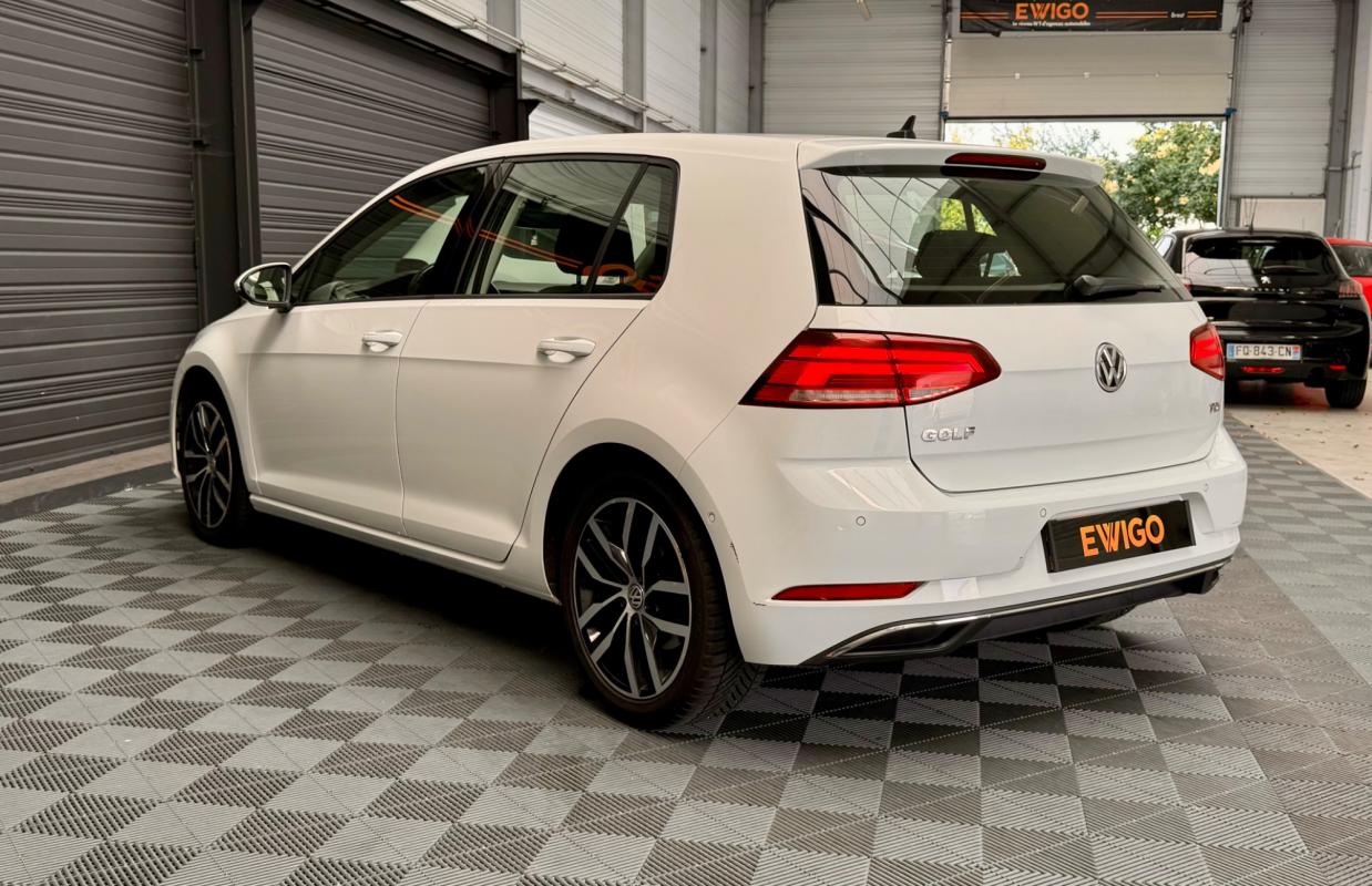 Volkswagen Golf - 1.6 TDI 115 CONFORTLINE ACC/CAMERA DISTRI OK