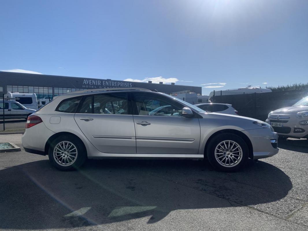 Renault Laguna Estate - 1.5 dCi 110 CH Black Edition