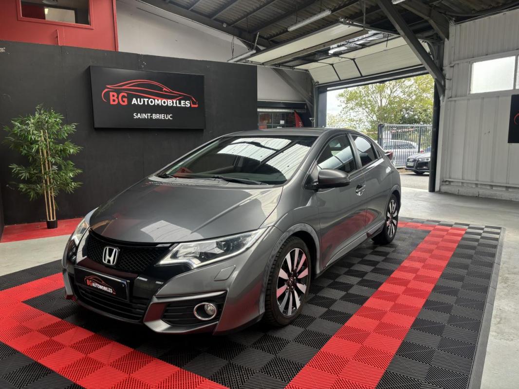 HONDA CIVIC - 1.4 100 CH I-VTEC EXÉCUTIVE - GARANTIE 6 MOIS (2015)