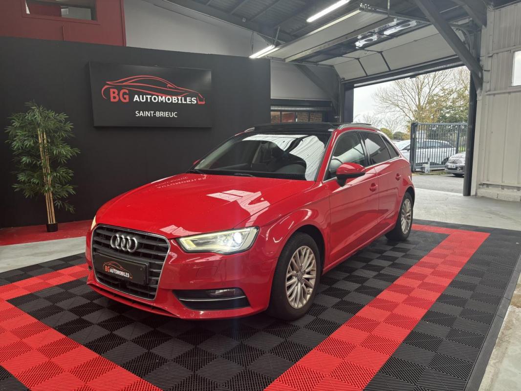 AUDI A3 - 2.0 TDI 150 CH SPORTBACK AMBITION LUXE (2013)