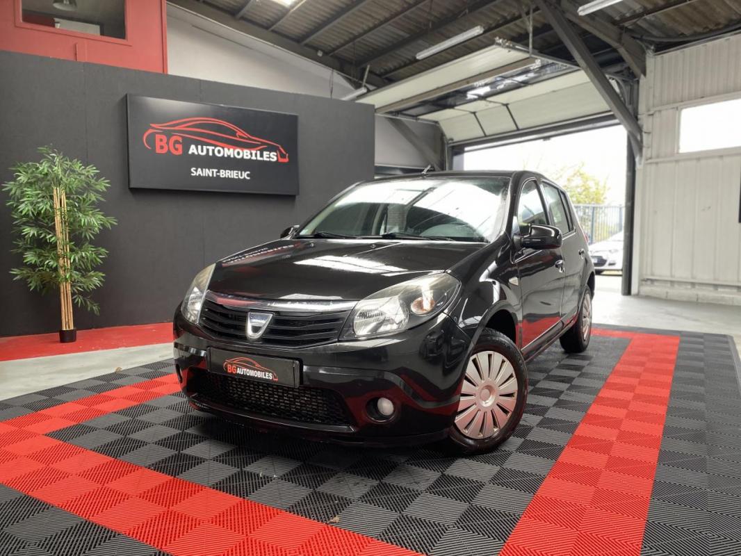 DACIA SANDERO - 1.5 DCI 75 CH BLACK LINE - GARANTIE 6 MOIS (2012)