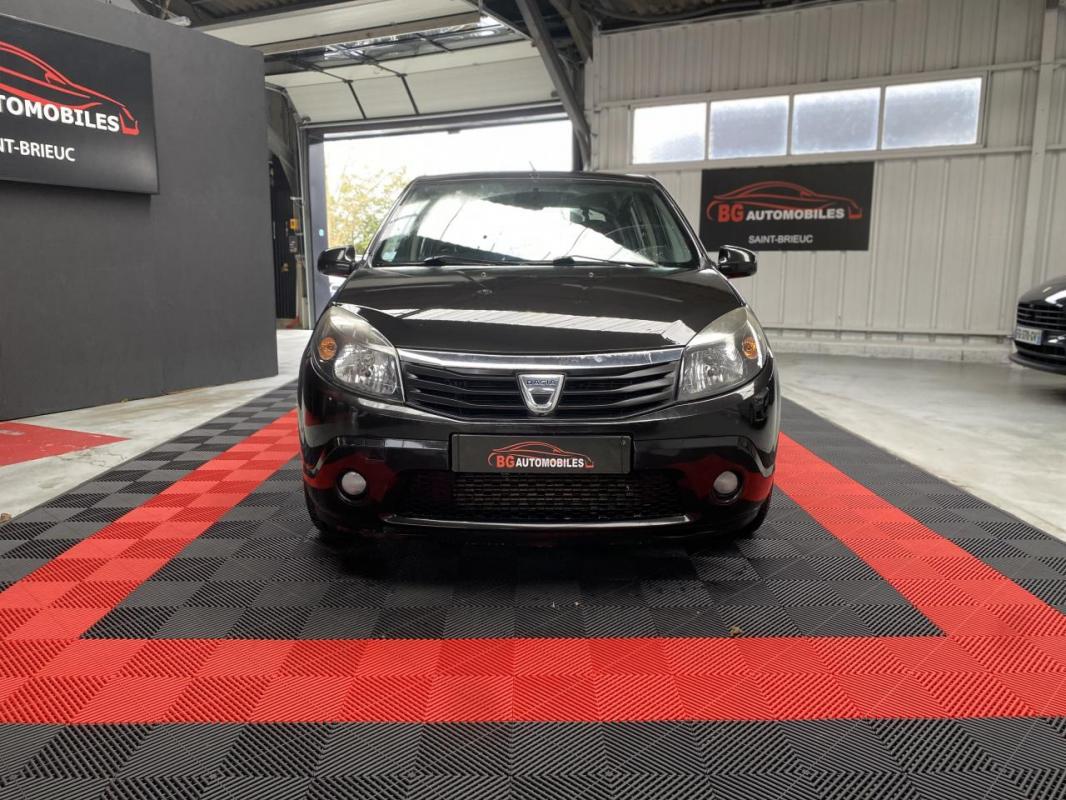Dacia Sandero - 1.5 DCi 75 CH BLACK LINE - GARANTIE 6 MOIS