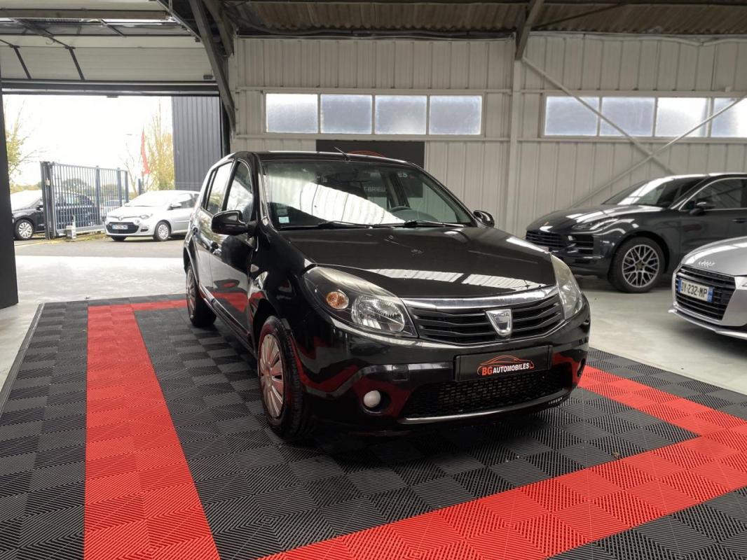 Dacia Sandero - 1.5 DCi 75 CH BLACK LINE - GARANTIE 6 MOIS