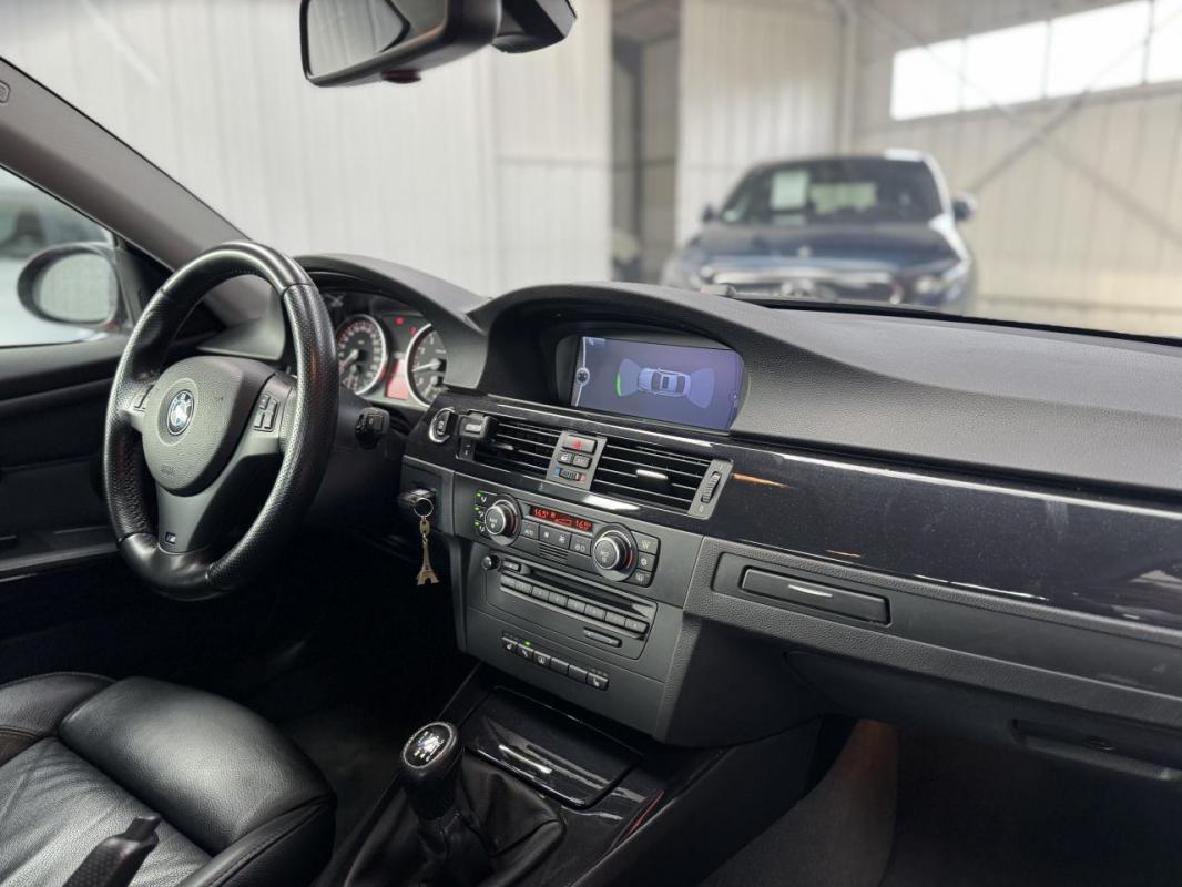 BMW Série 3 - 335i e92 306 CH LUXE COUPE - GARANTIE 6 MOIS