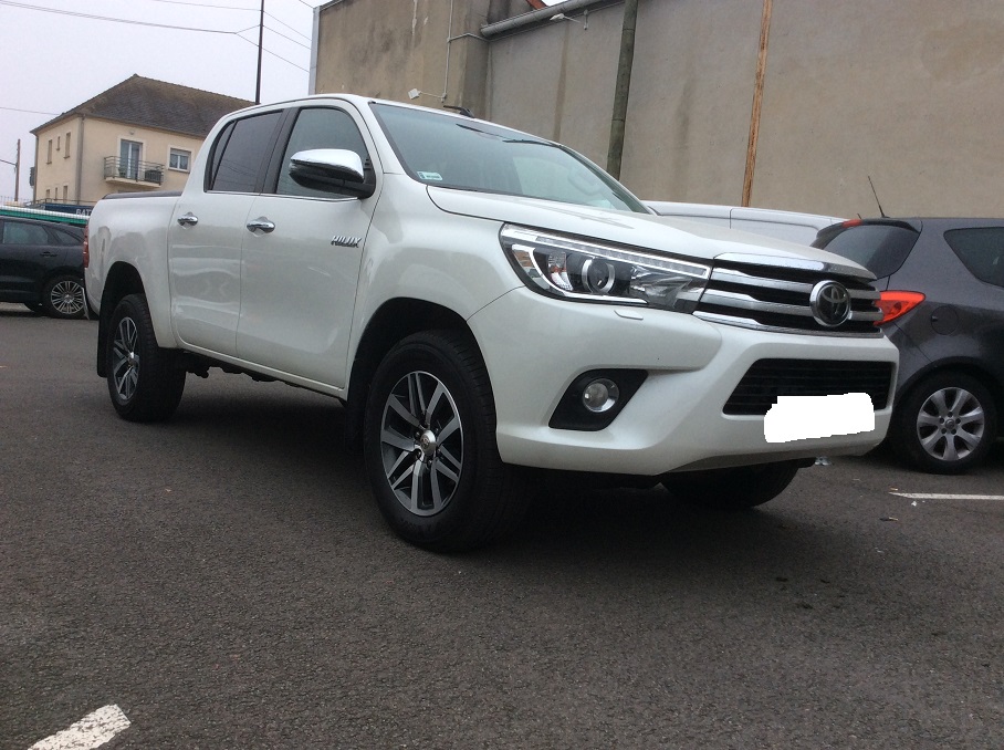 Toyota Hilux IV 4WD 2.4 D-4D 150 DOUBLE CABINE